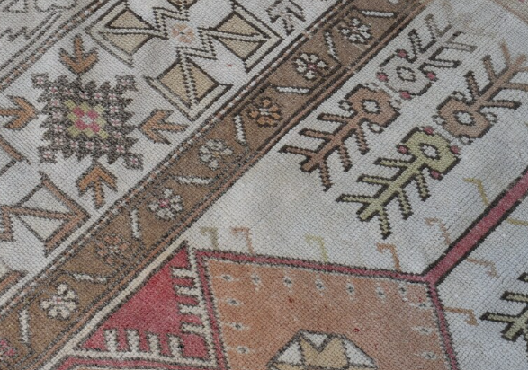 Astrid Vintage Handwoven Turkish Rug, Peach, Beige 4x7