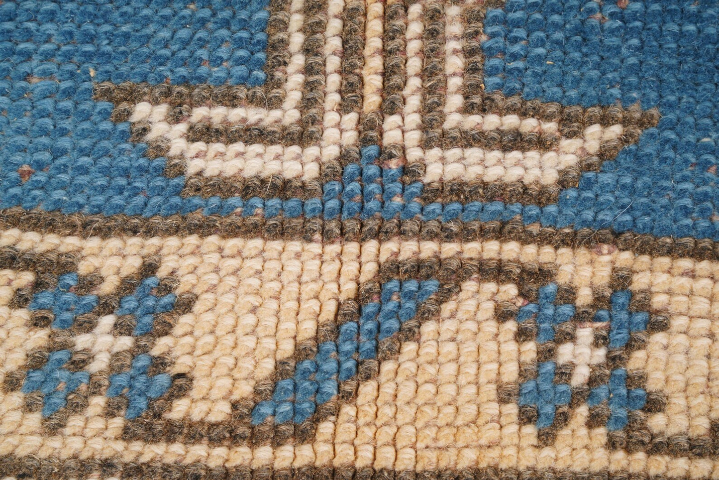 Caspienne Vintage Handwoven Turkish Rug, Cream, Blue 4x6