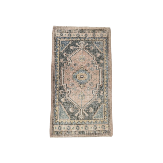 Magnolia Mini Vintage Turkish Rug