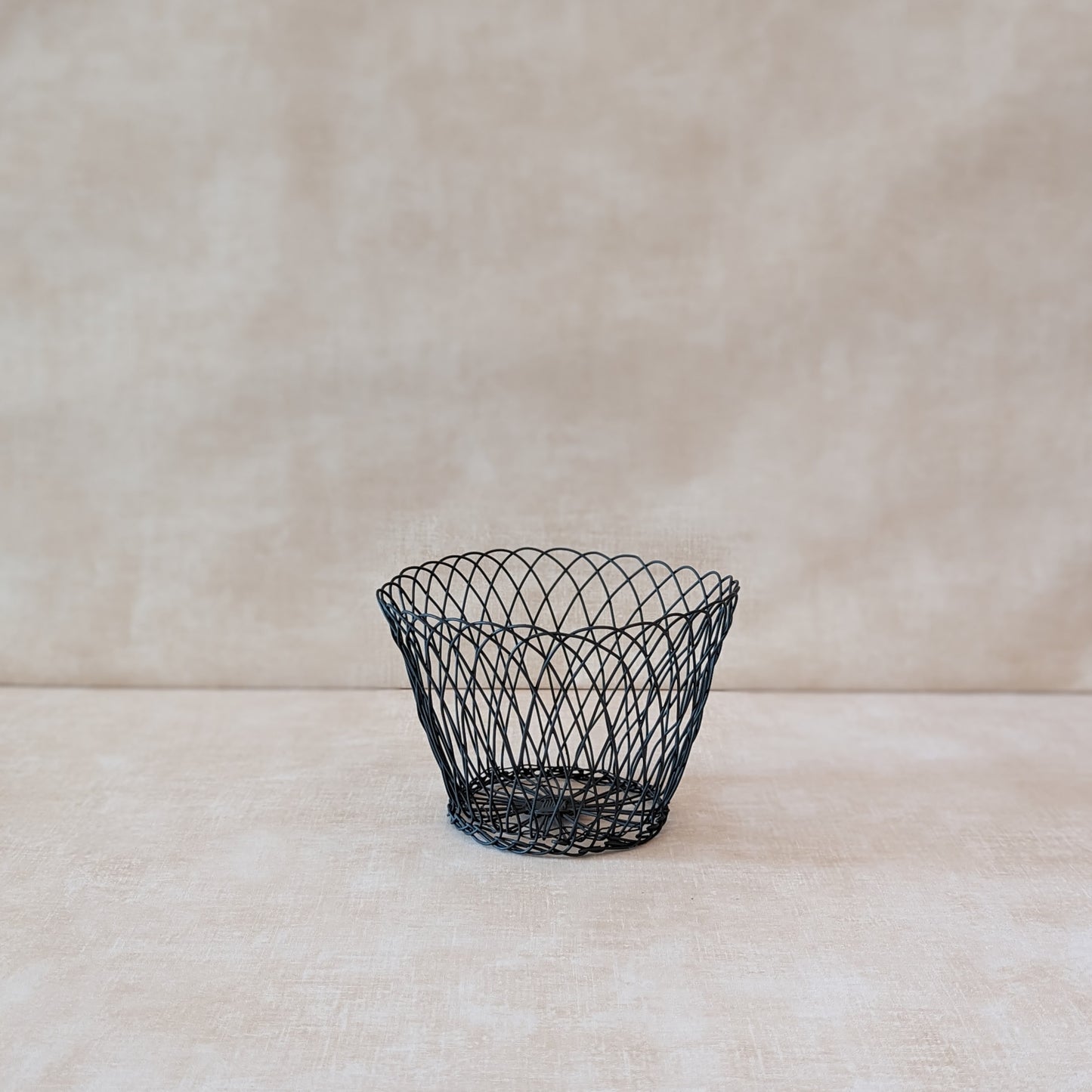 Small Tulle Wire Basket