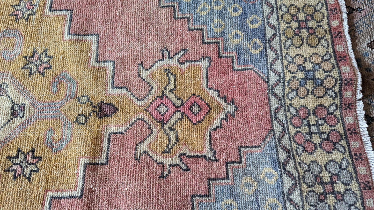 Ishtar Vintage Turkish Rug