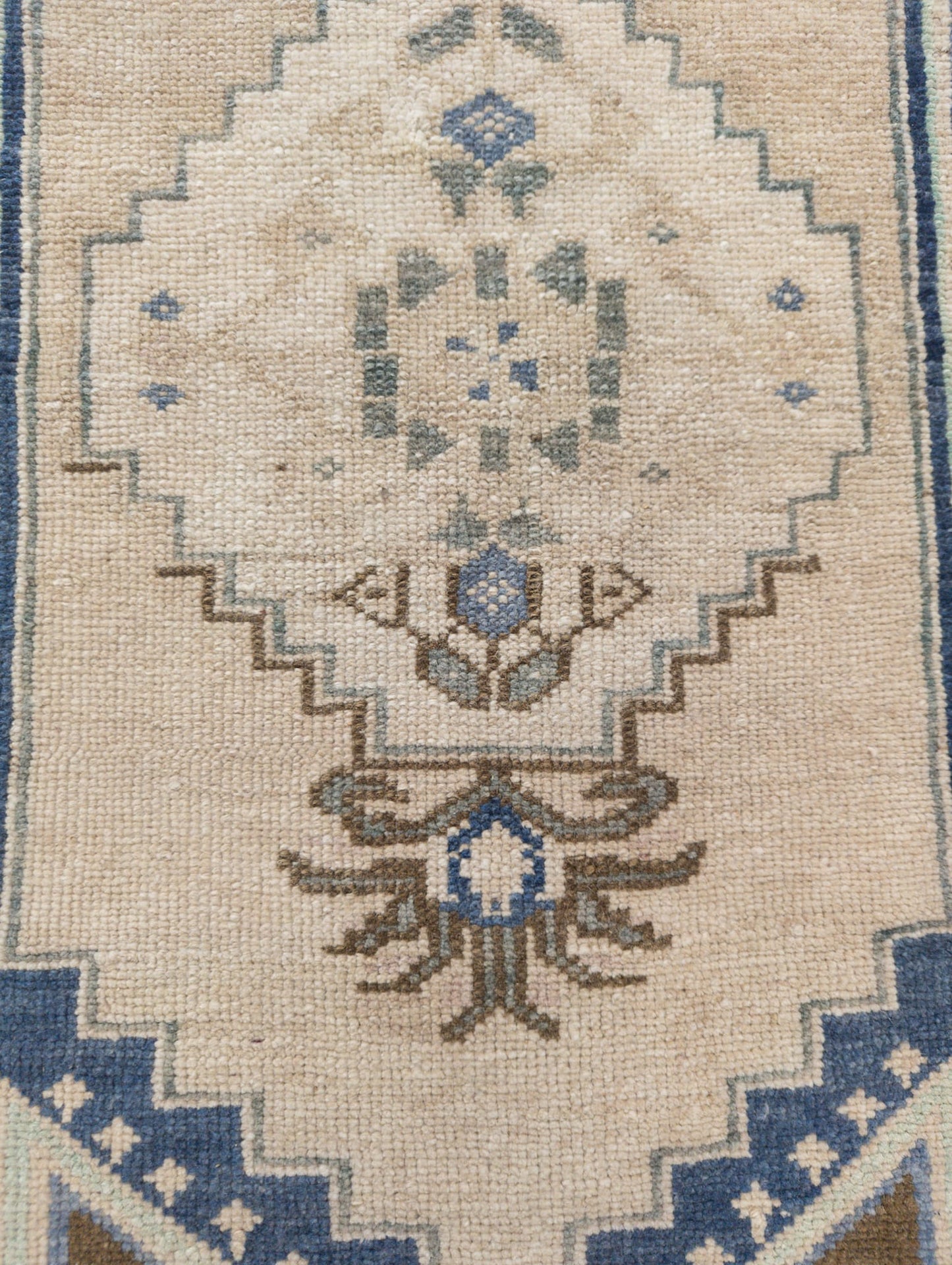 Cove Mini Vintage Turkish Rug