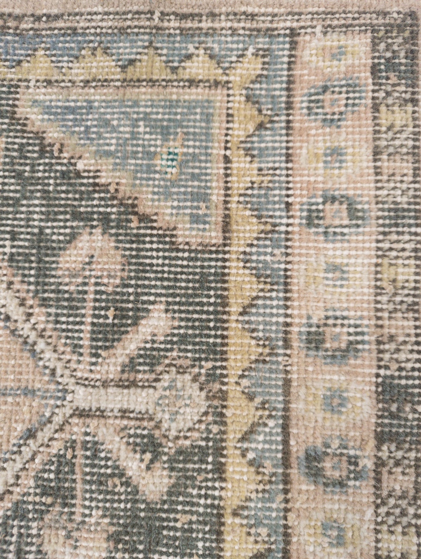 Magnolia Mini Vintage Turkish Rug