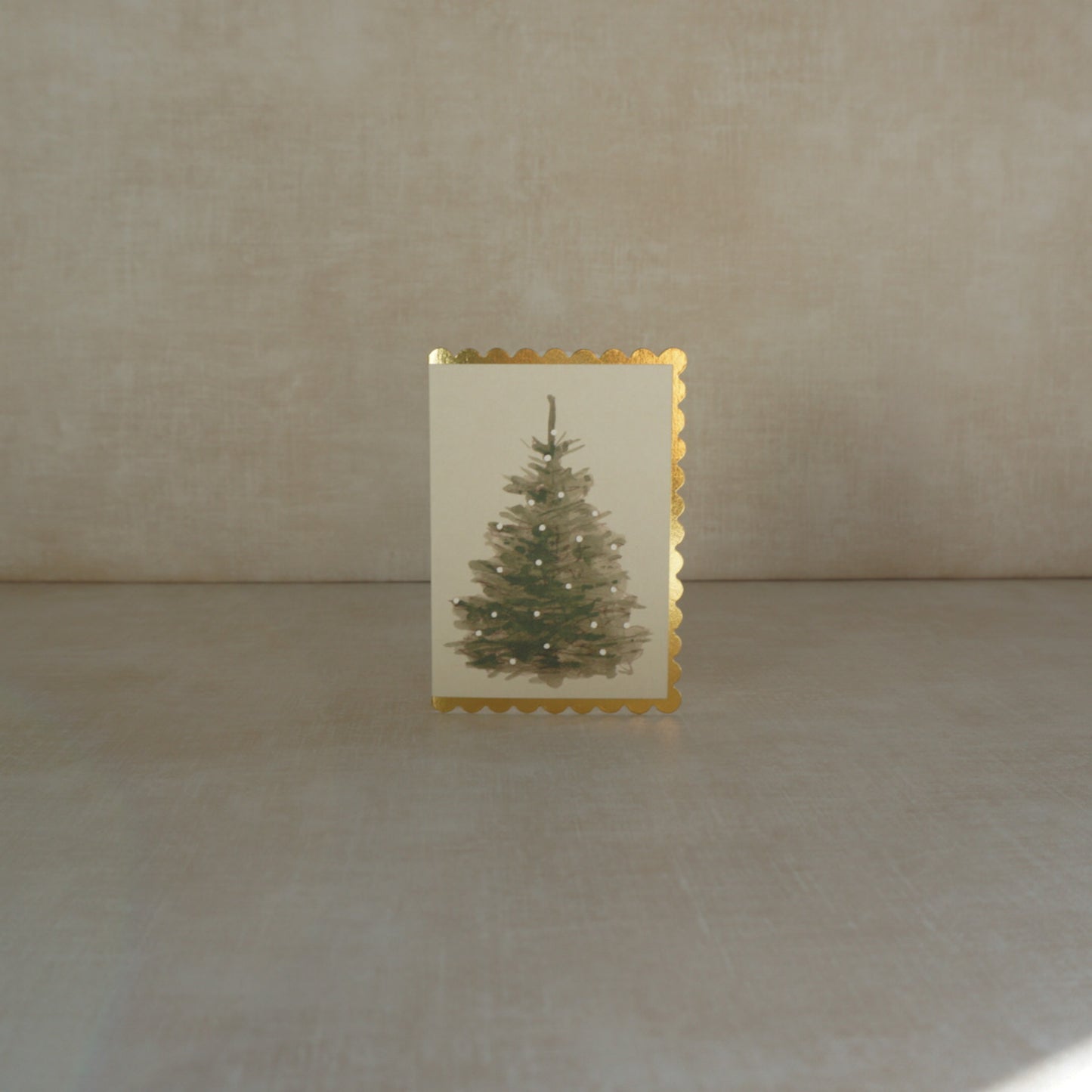 Festive and charming mini Christmas tree card with gold scalloped edge detail