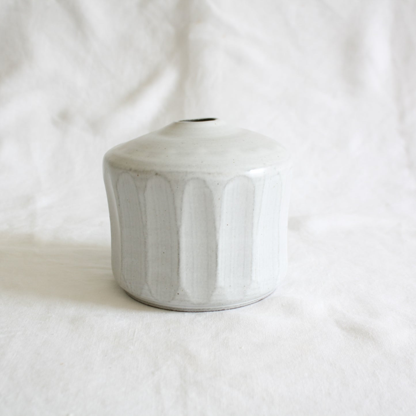 Faye Minimal Ceramic Vase