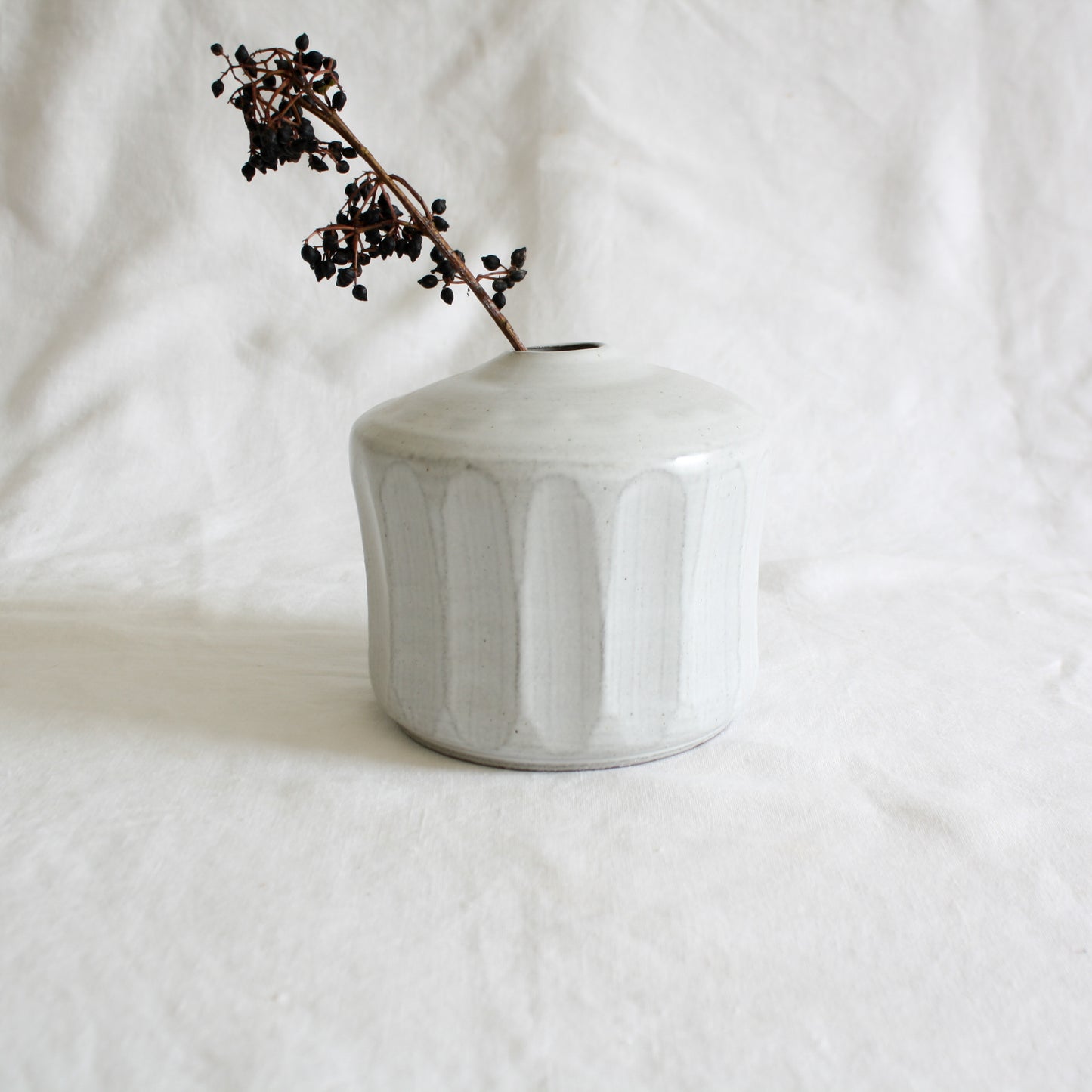 Faye Minimal Ceramic Vase